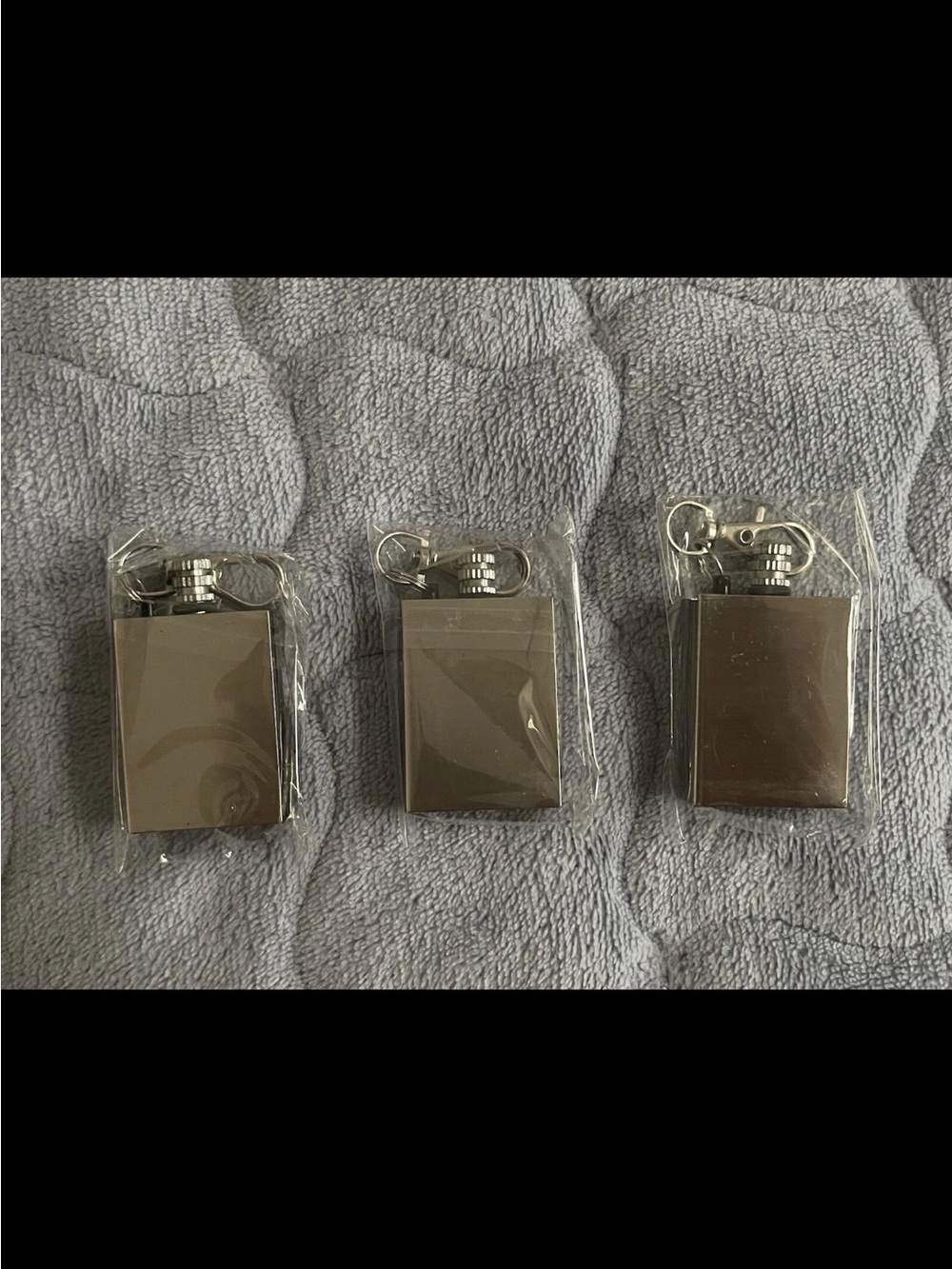 Lot Of 3 Fancy Thousand Strikes Kerosene Match Keychain Kerosene oil Lighter